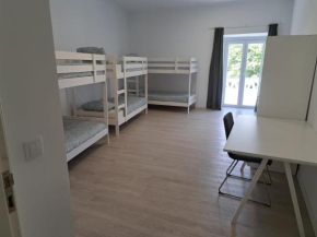 Mimba's Furnished Apartment and Hostel Cacem